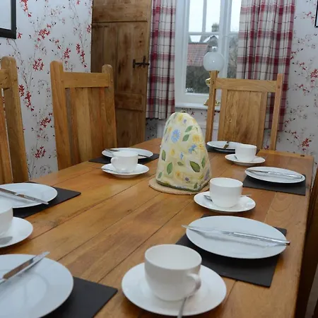 Forge Cottage, * Helmsley